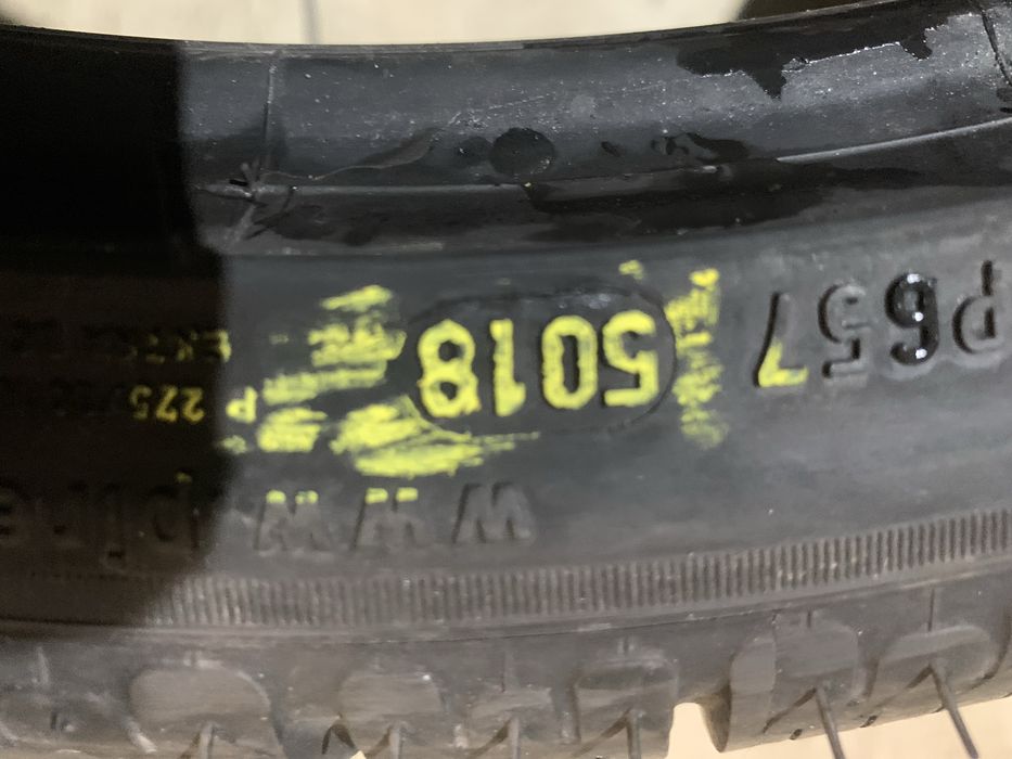 275 30 20 run flat iarna