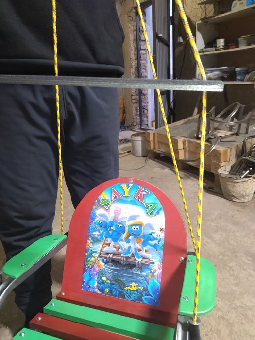 Детские качели (металло каркас)