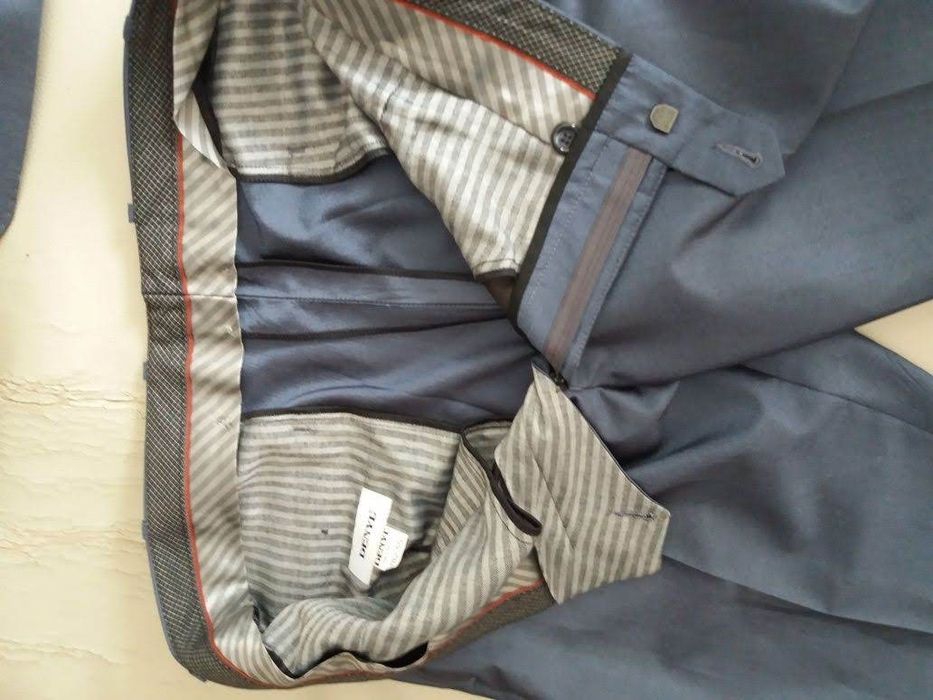 "DENYL"-Костюм нов-Италия