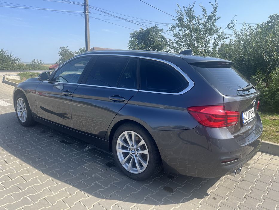 BMW Seria 3 F31 320d xDrive (190 CP) automat- panoramic