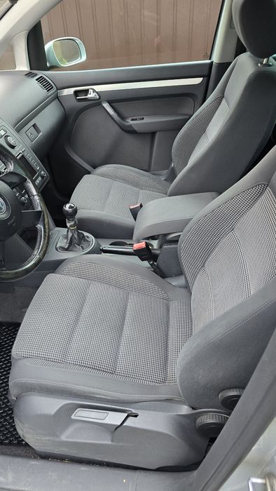 Vw Touran 5 locuri 140 cai