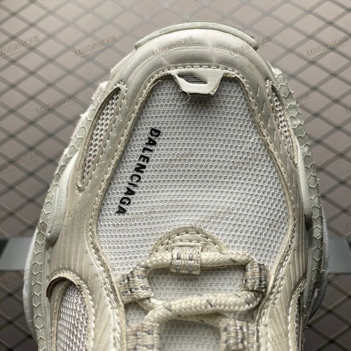 Balenciaga Triple S 2.0
