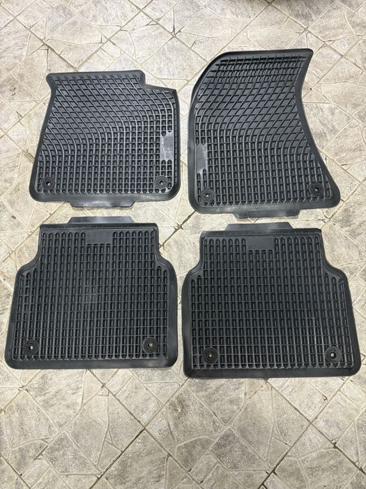 Audi A8 piese de vanzate