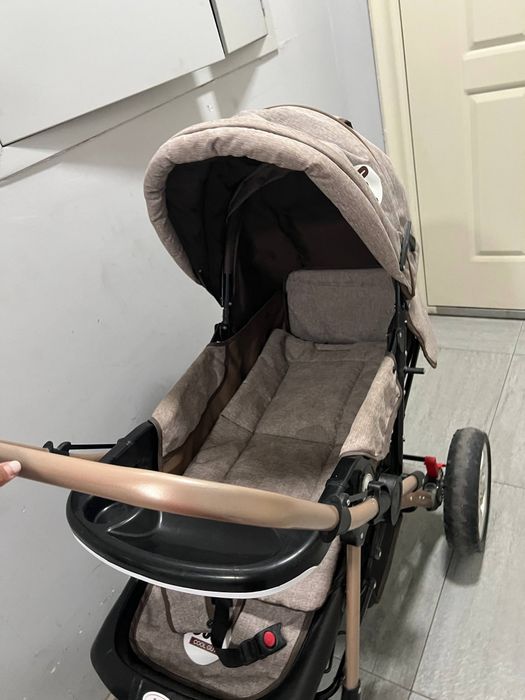 Коляска арзон. Эгасига пул жуда зарур бўлгани учун сотяпти