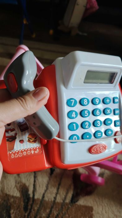 Продаётся детский игрушечный кассовый аппарат