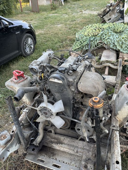 Dezmembrez suzuki grand vitara 1.6 16v si 2.0 HDI