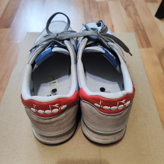 Обувки  / сникърси