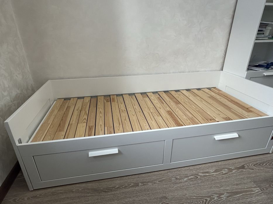 Раздвижная кровать IKEA 80х200