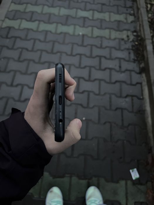 Samsung A12 черен 128gb / 4ram