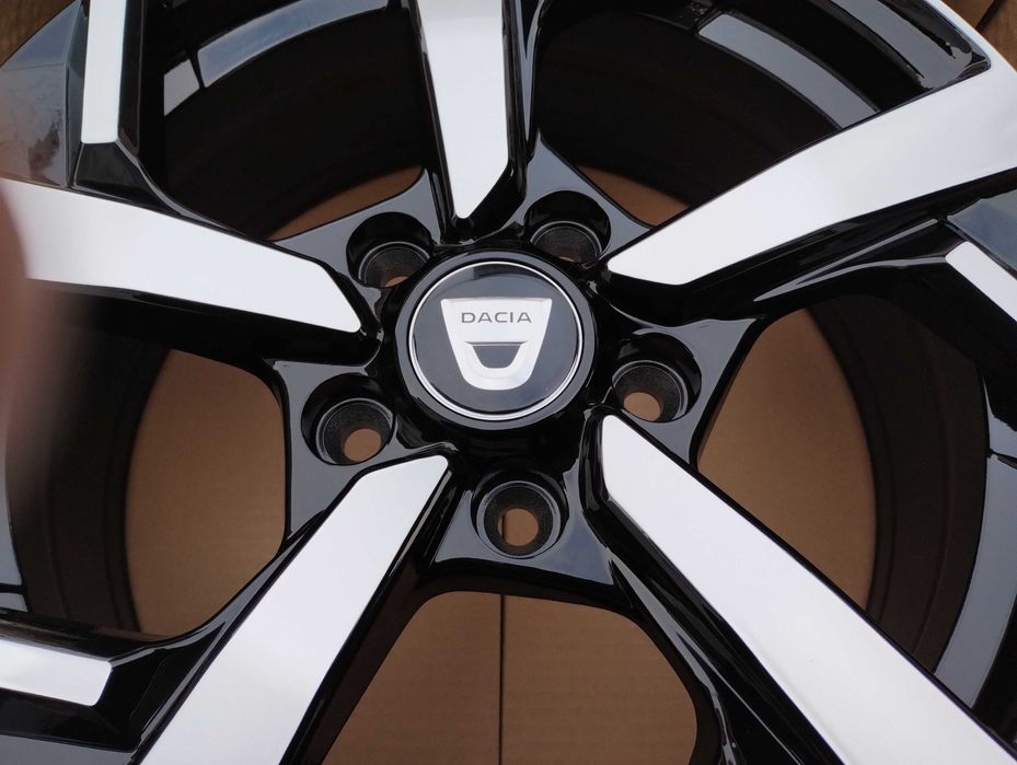 Jante Noi R16 Dacia Duster cu 5 x 114.3 R16