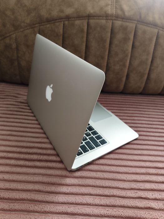 МакБук MacBook Air 13