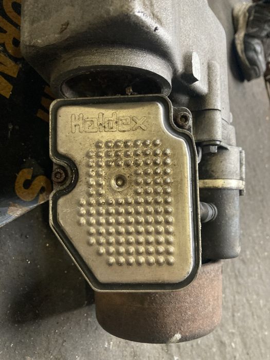 Volvo XC 90 2.4D 163кс avtomat Заден Деференциал