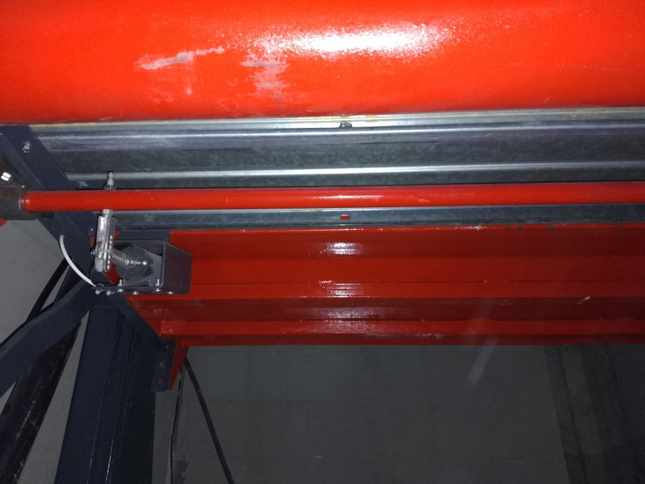 Система за паркиране на два автомобила