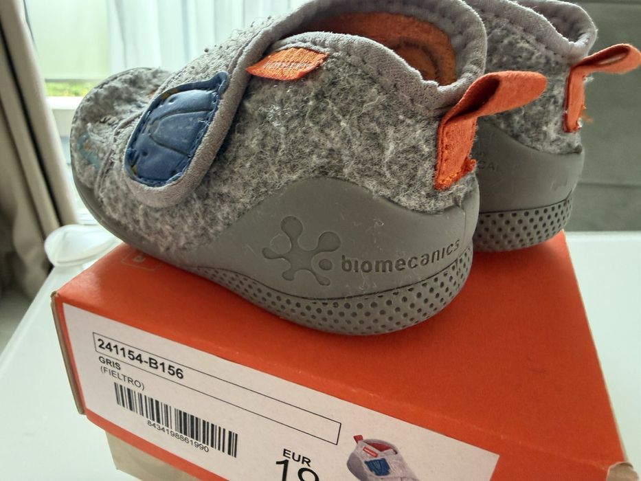 Детски обувки biomecanics 18 номер
