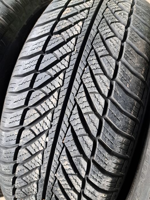 2 anvelope iarnă 205 55 r16 Goodyear