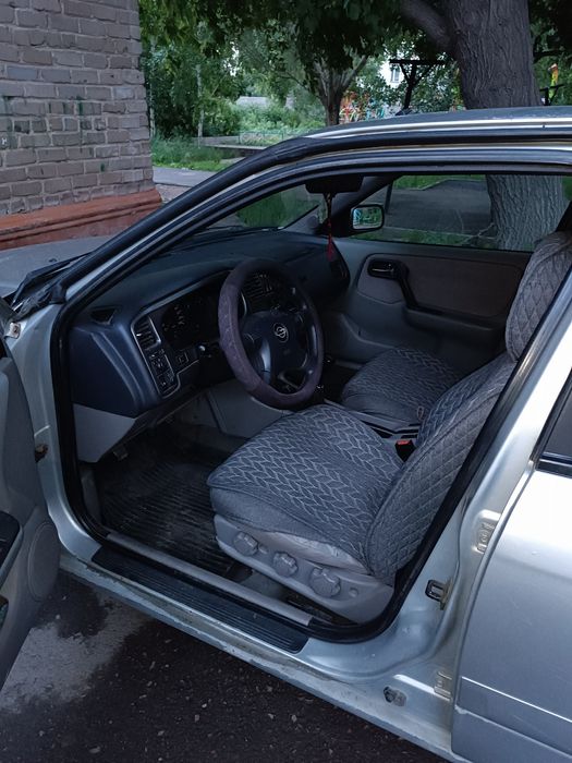 Нисан примера 2000г