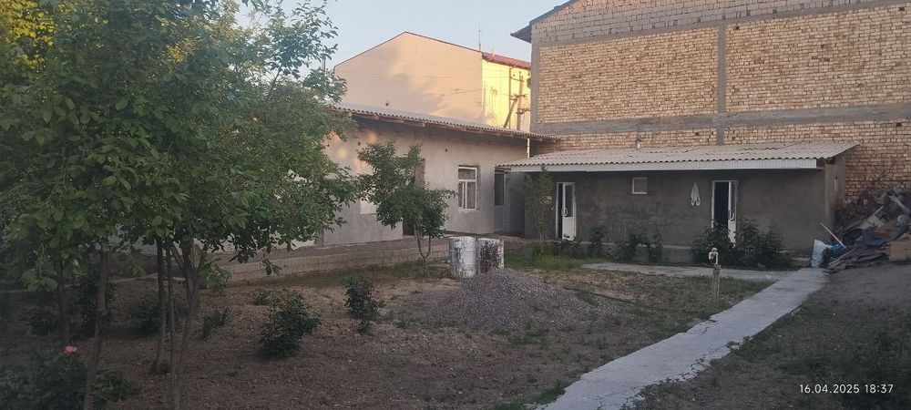 Srochno yer sotiladi 13500dan