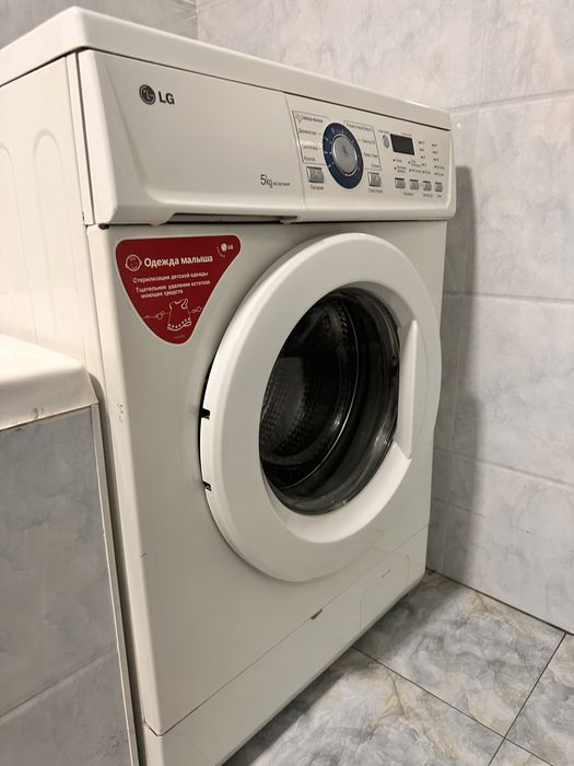 Стиральная машина LG WD-30164N, 5 кг