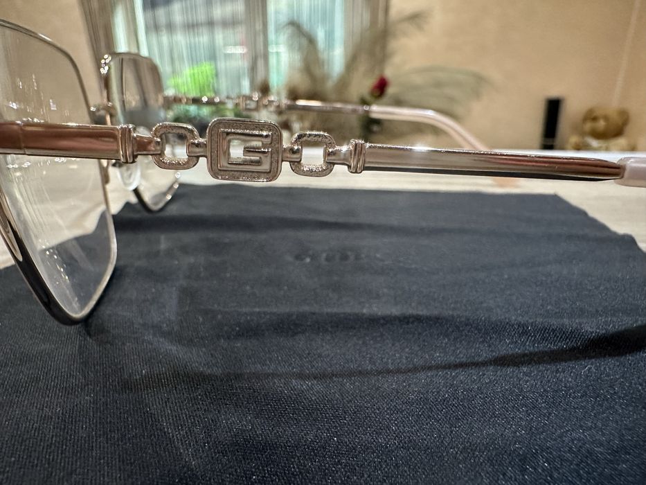 Диоптрични очила Guess