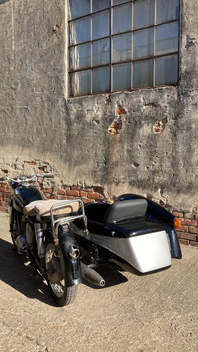 Schimb / vand motocicleta epoca vintage MZ cu atas Duna