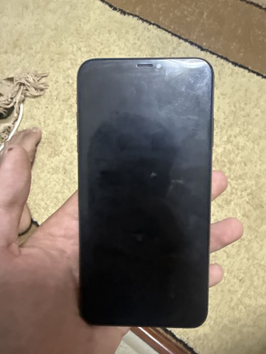 айфон xs max 256гб акб:77%
