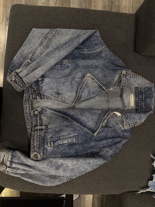 Дамски якета и сака