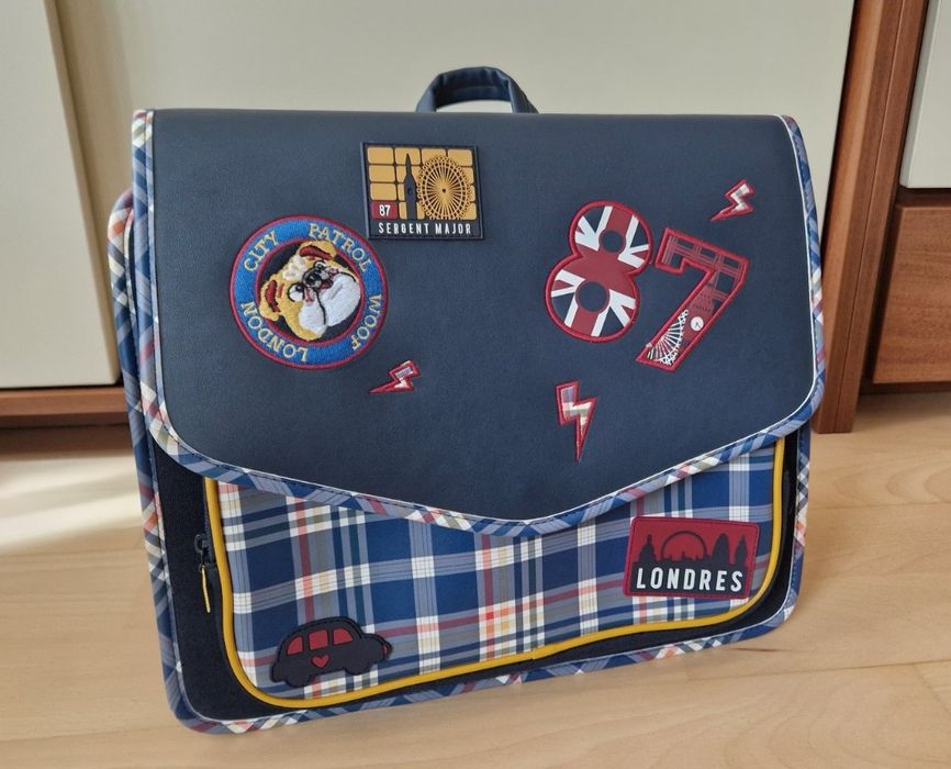 Маркова ученическа раница с ПОДАРЪК