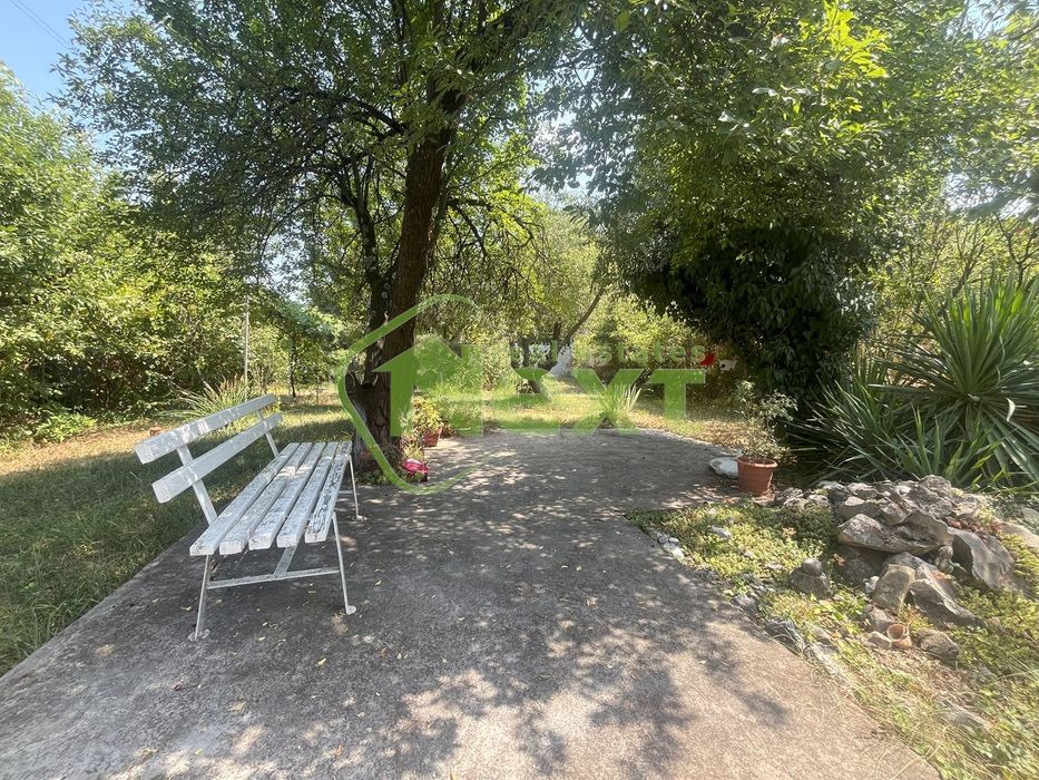 Продава се Къща в с. Добревци, Област Ловеч - 136 кв.м за 942 €/кв.м - Снимка #2