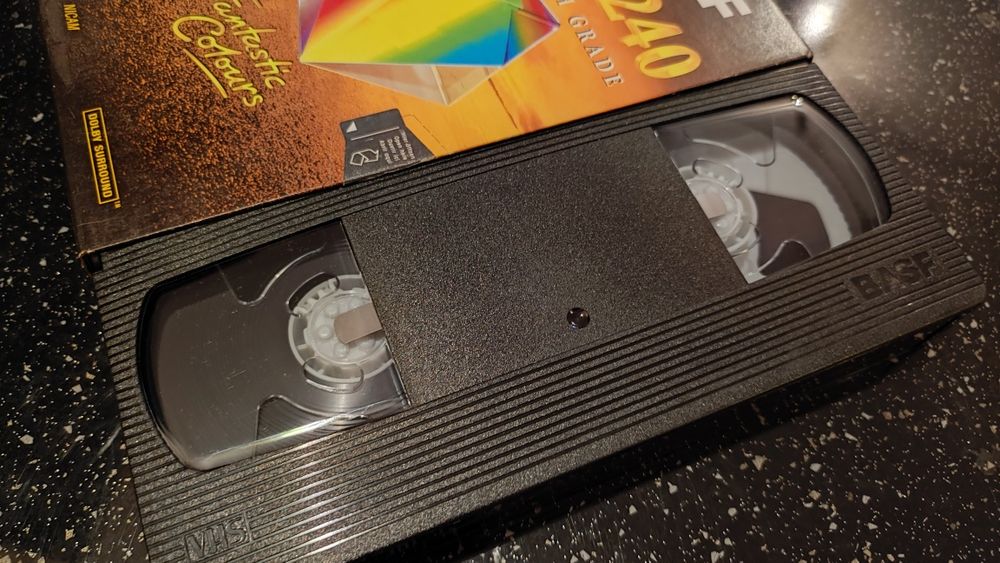 Лот от 3 бр. VHS видеокасети BASF PHG HiFi 240 (E-240) – Нови