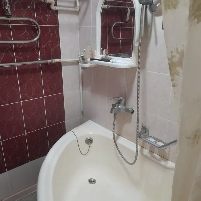 ЭКО базар. Феруза Продам 1  ком квартиру