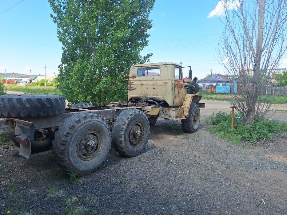Продам Урал 5557