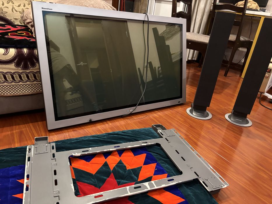 Продам плазменный телевизор Samsung