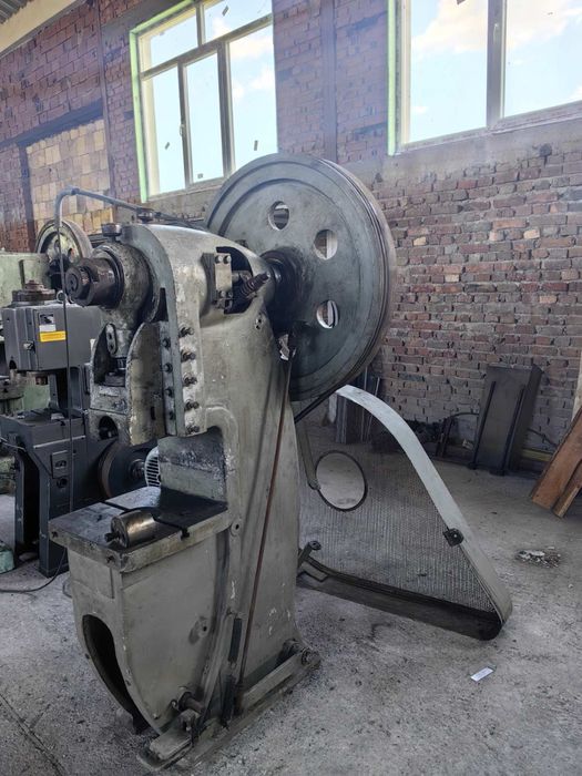 Ексцентрик преса