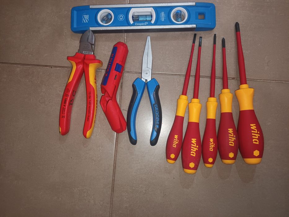 Set ptr electricieni