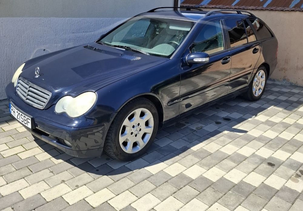 Vând Mercedes-Benz  c220 diesel 2002