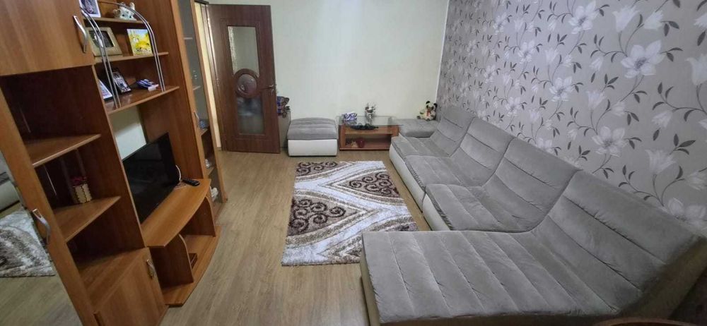 Vand apartament 3 camere Prundu Kaufland