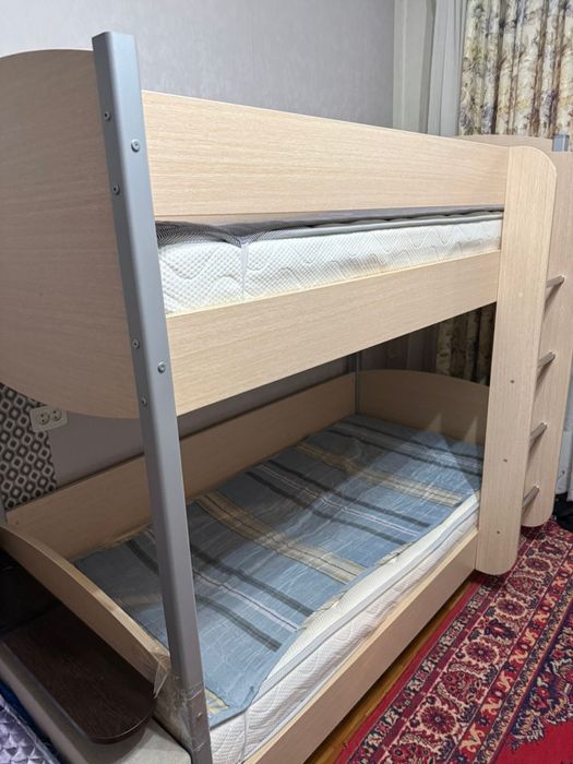Продам 2 х ярусную кровать