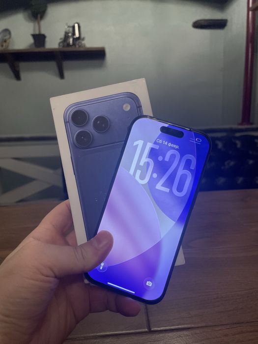 продается 17про 256гб в идеале