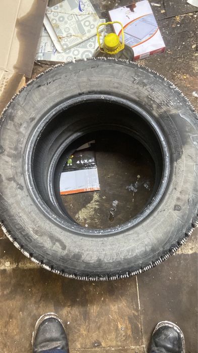 Продам шины 205/65/15 комплект