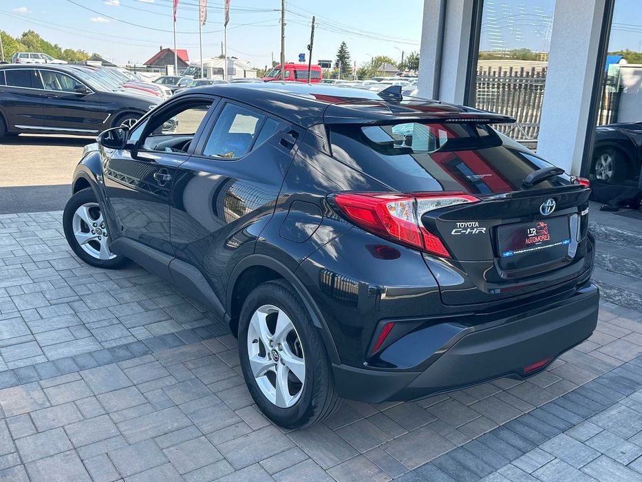 Toyota C-HR 2019 1,8 hybrid acceptam Rate buy-back variante !