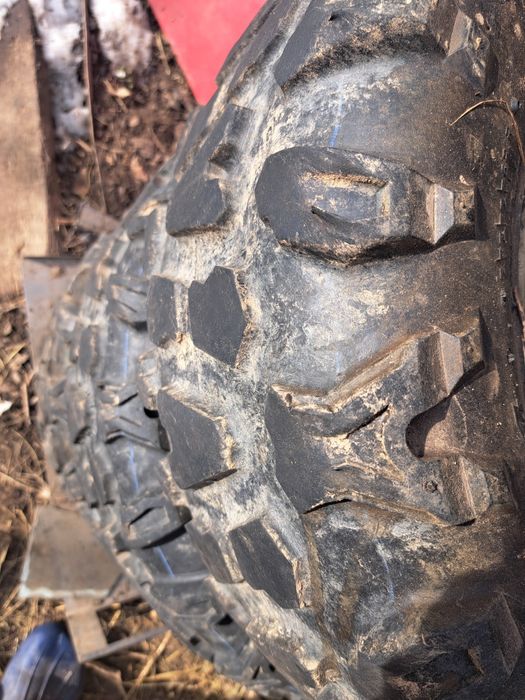 Un set cauciucuri ATV