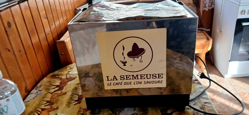 Професионална кафе машина