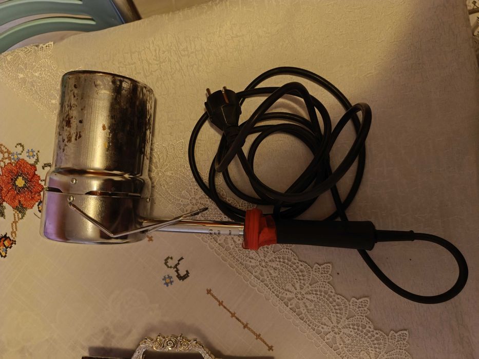 Aparat lipit capișoane sticle de vin