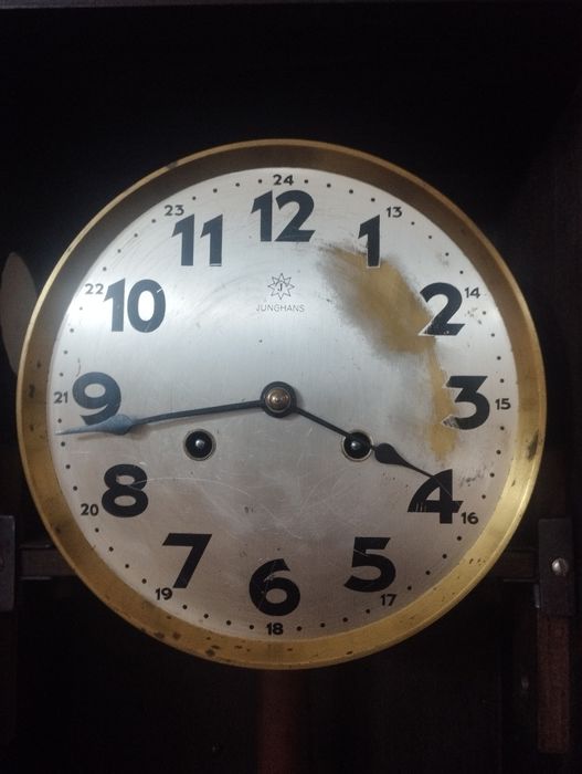Ceas pendula de perete mecanism nemțesc Junghans cu pendul anii 40