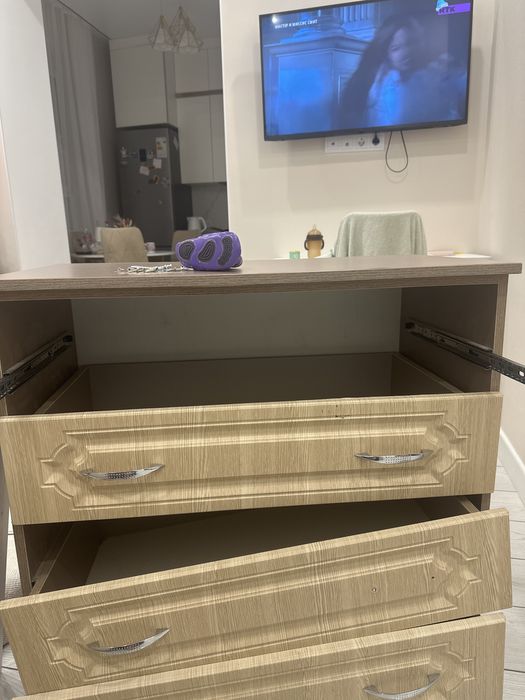 Тумба с четыремя полками