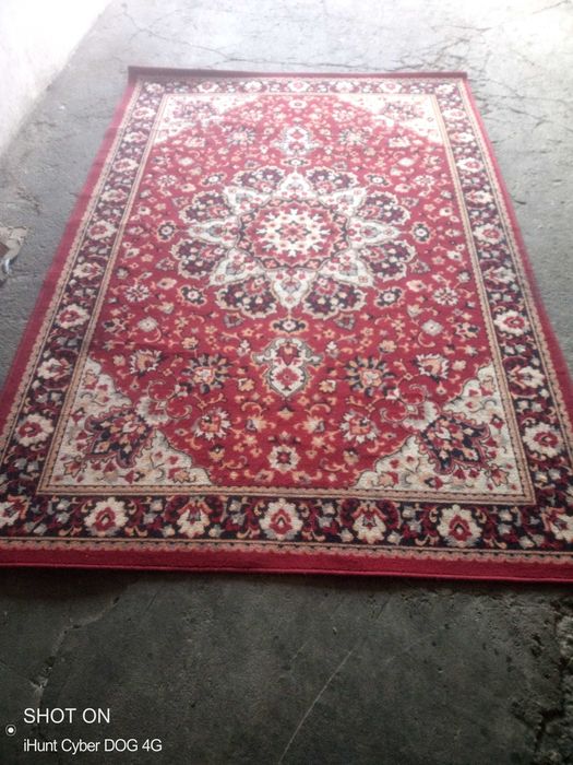 Vind 3 covoare folosite DOROLT