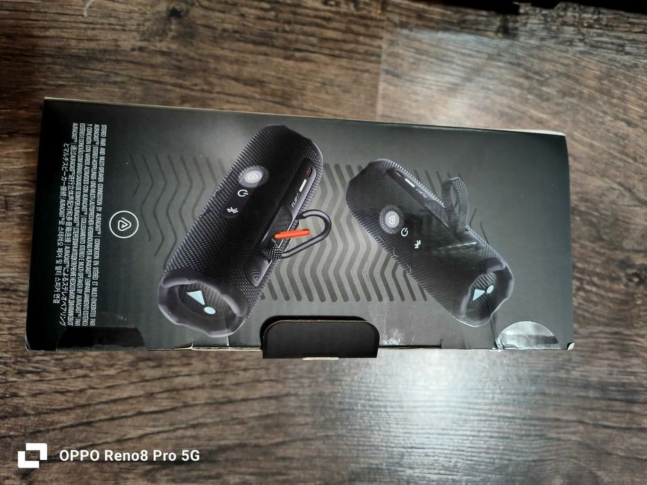 JBL Flip 7 Bluetooth speaker