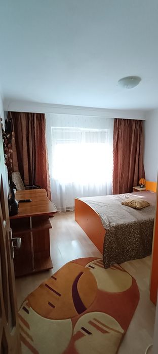 Închiriez apartament 3 camere, Cartier Călărași IV