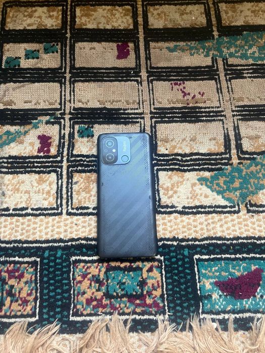 Redmi 12c sotiladi