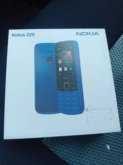 Telefon mobil Nokia de Vânzare cu Bluetooth  -Cameră  Mp3